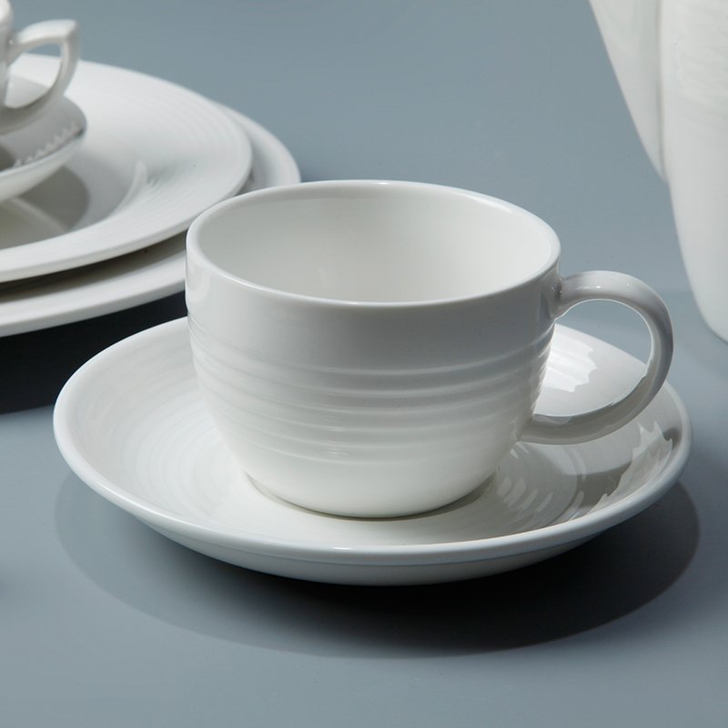 charlottesville has the best restaurants and catering services  -  best catering dinnerware