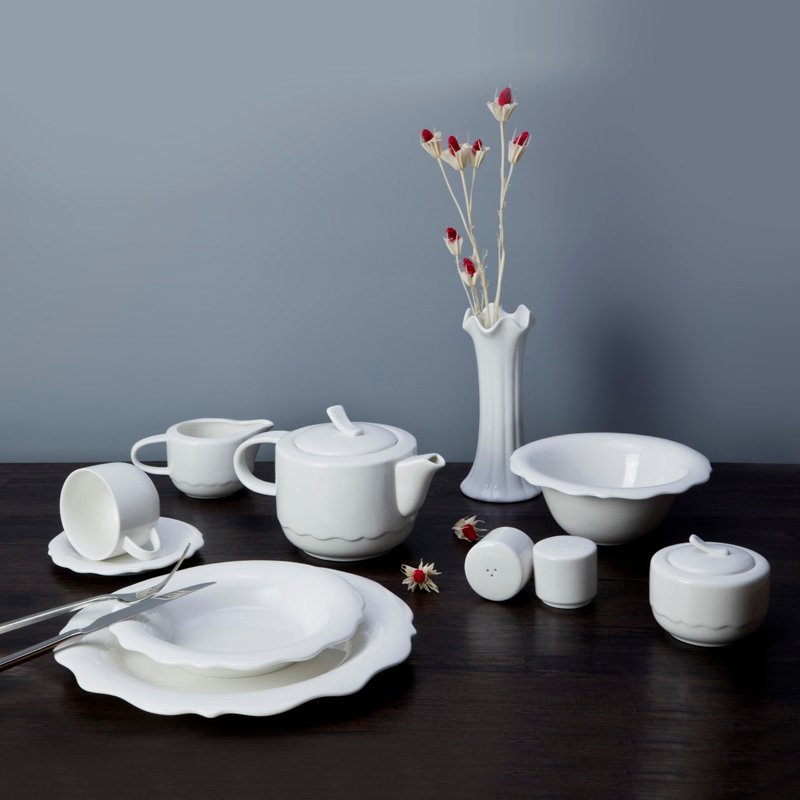 quality white crockery for your restaurant - articles factory  -  cutlery and crockery for restaurants india